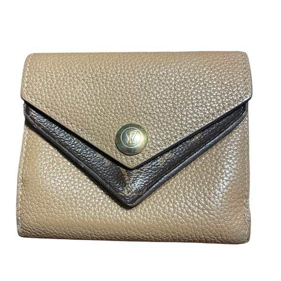 RARE Authentic LV Beige Calf Leather & Monogram Canvas Double V Flap Wallet - Picture 1 of 12